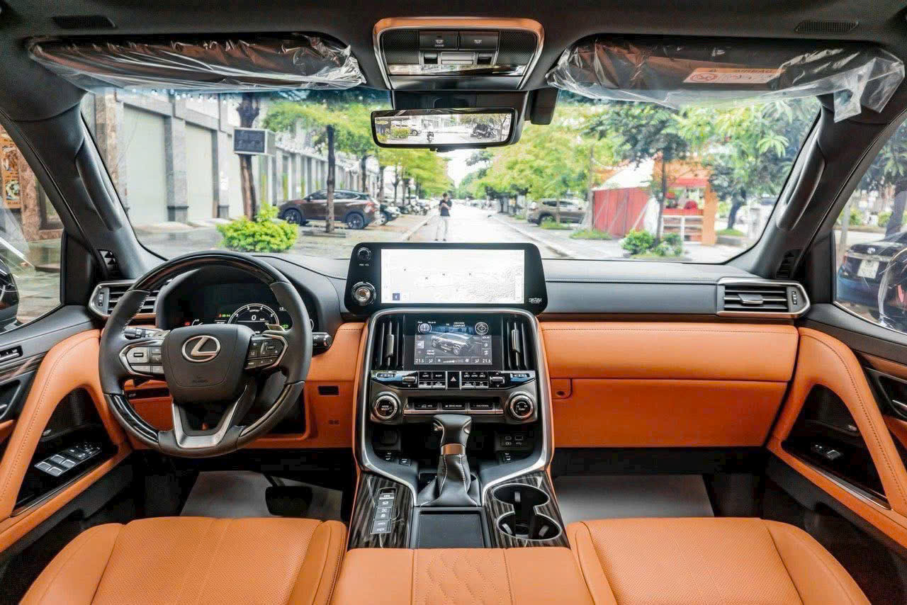 Một trong những điểm mạnh của LEXUS LX 600 VIP là khả năng cách âm cực kỳ xuất sắc