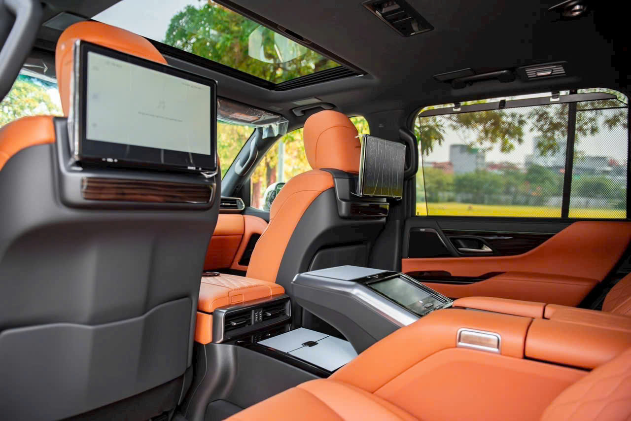 Lexus cung cấp chính sách bảo trì và bảo dưỡng miễn phí