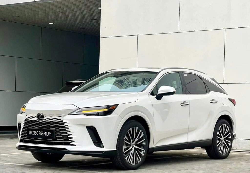 Lexus RX 350 Premium 2025 cung cấp đến khách hàng 8 màu ngoại thất đa dạng